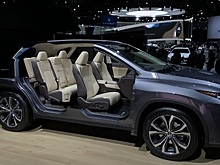 В Лос-Анджелесе дебютировал семиместный Lexus RX