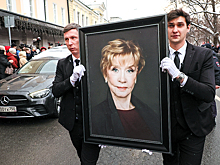 Не прошло и 40 дней: родные делят наследство Веры Алентовой