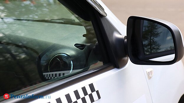 В минстрое объяснили взлет цен на такси в Пензе