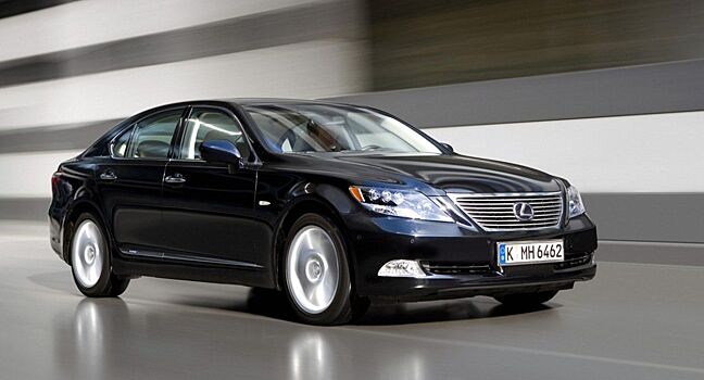 Система голосового оповещения водителя и другие малоизвестные изобретения компании Toyota