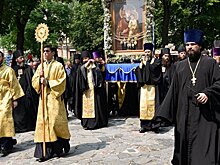 Крестный ход не вне политики