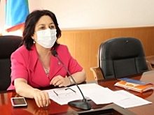 Уммупазиль Омарова провела ВКС с главами муниципалитетов по вопросам реализации в 2020 году проекта «100 школ»