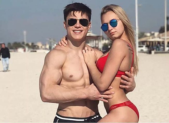 Порно: Ресейлік әкелер қыздарын сиқырлайды