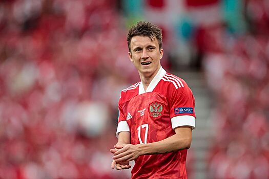 Александр Головин «одолжил» Монеси дорогой нож в CS:GO — пока тот не выиграет мейджор