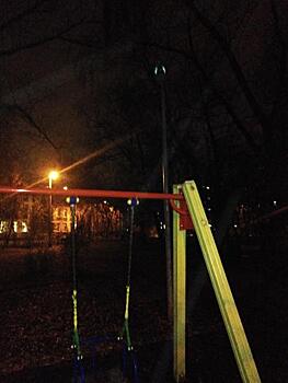 Восстановлено освещение на детской площадке на Старом Гае