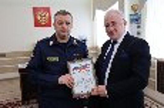 Член Общественного cовета при ФСИН России Михаил Хасьминский посетил ГУФСИН России по Красноярскому краю