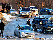 После коллапса на дорогах Владивостока прокуратура проверит мэрию и ГИБДД
