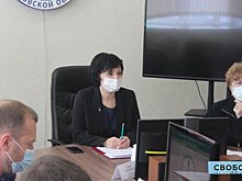 Нарушение на выборах в Саратове. Председателя УИК №26 отстраняют от работы, бюллетени из урны признают недействительными