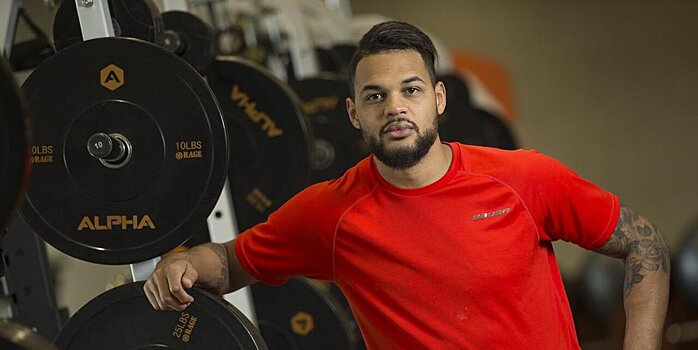 Аким Алиу: «Темнокожего парня из GTHL назвали н***ером. Когда это закончится!?