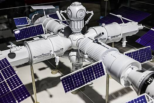 В «Роскосмосе» назвали сроки разработки программы полетов на РОС