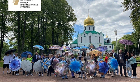 Дети из волгоградских семей провели патриотические каникулы на Неве