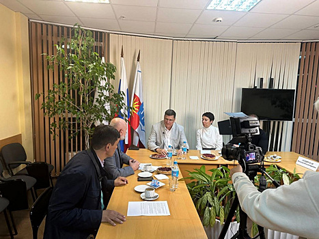 Пермский фонд «Добровольцы Донбасса» организовал встречу с экс-разведчиком США Риттером