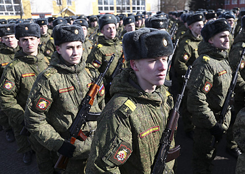 Парадный батальон курсантов и офицеров Военной академии МТО готов к участию в военном параде в Москве