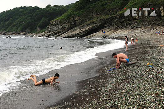 Доступ к популярному пляжу перекрыли в Приморье