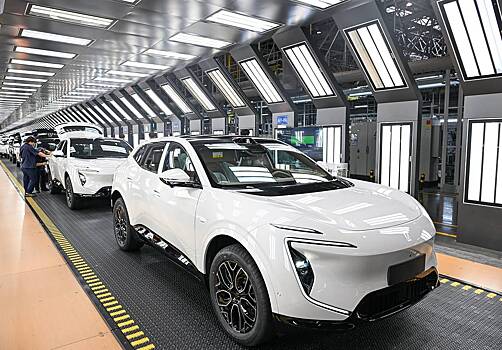 В России скорректировали цены на 12 марок автомобилей