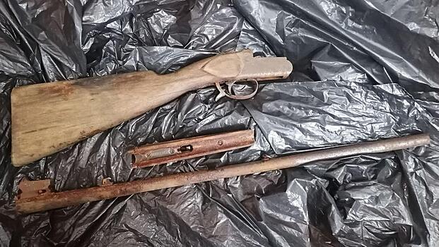 Житель Мордовии, сдавший в полицию найденное ружье, получит вознаграждение