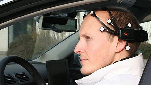 В Китае впервые испытали управляемый мыслью автомобиль