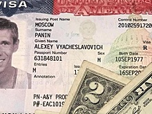 Скандально известный актер Панин попрощался с Россией. Ненадолго