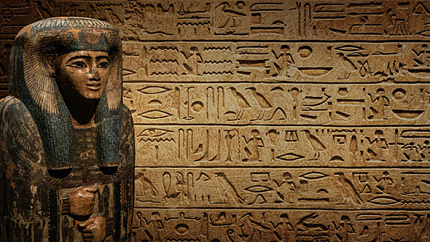 «Тутанхамон. В поисках вечной жизни». Уникальное мультимедийное шоу о древнем Египте открылось в России