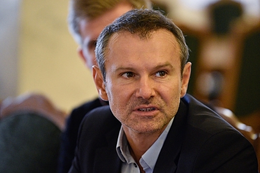 Вакарчук указал Зеленскому на его обязанности