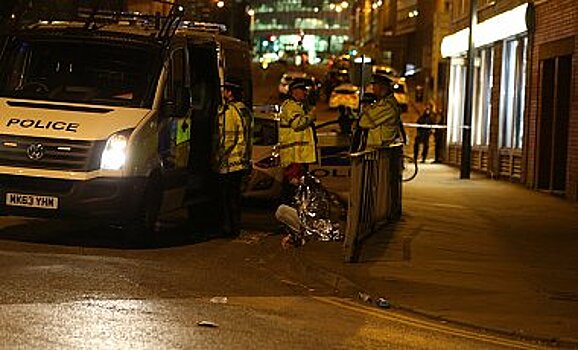 Полиция будет считать произошедшее на "Манчестер арене" терактом