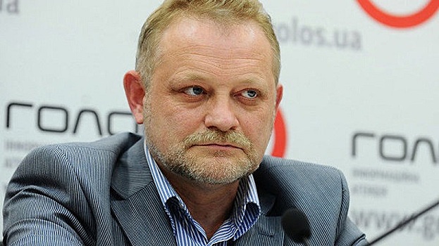 Киевский политолог объяснил, чем Украине грозит выход из Минских соглашений