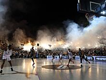 Видео: экс-игроки НБА сыграли за «Панатинаикос» на открытом стадионе