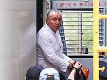 Вместо суда улетел в Дубай: почему полковника ФСБ Фролова судят за взятки