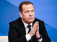 Медведев раскритиковал сценарии урегулирования ситуации на Украине