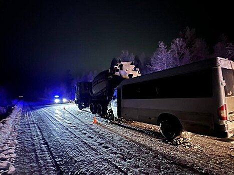 В Приангарье 11 человек пострадали в ДТП с пассажирским автобусом