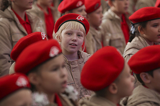 Более 100 детей стали юнармейцами во время открытия Форума оружейников в Ижевске