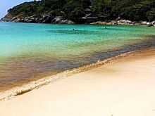 На Пхукет проверяют качество воды в море близ популярных курортов