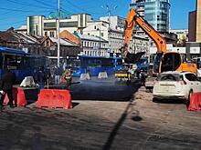 Озвучена причина появления ямы в центре Владивостока