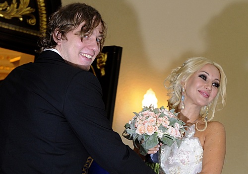 ну почему же ты выбираешь их ремикс. Agunda - ну почему (vadim adamov & hardphol rmx). ну почему же ты выбираешь их ремикс. зачем ты врёшь navai. ты не мог бы мучить кого-нибудь другого нет.