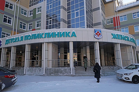 В Новом Уренгое детскую и женскую больницы разместили под одной крышей