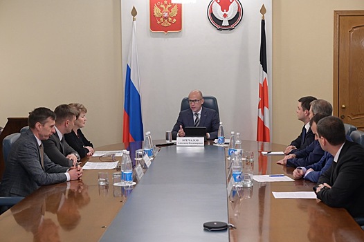 Глава Удмуртии встретился с руководителями депутатских фракций Гордумы Ижевска нового созыва