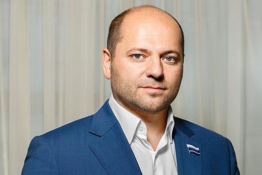 Советовавший меньше питаться депутат задекларировал нулевой доход