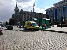 Шла по остановке и говорила по телефону: трамвай сбил женщину на площади 1905 года