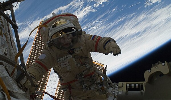 Экипаж МКС застрял на несколько лет в космосе из-за аварии "Союза"