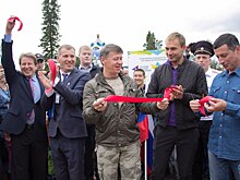 Антон Шипулин приехал в Бутку на открытие модернизированного стадиона