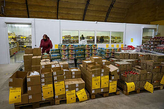 Роспотребнадзор изъял в сети "Светофор" в Саратове 170 партий продуктов питания
