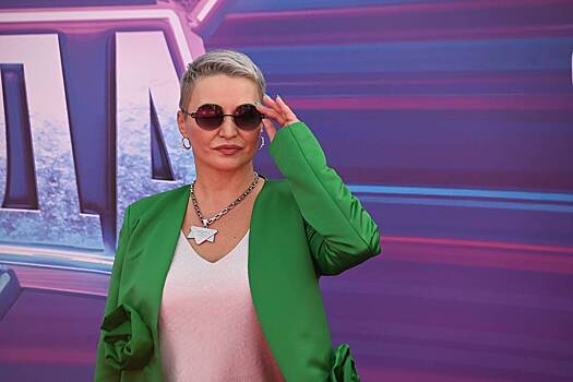 Катя Лель захотела прожить 12 жизней