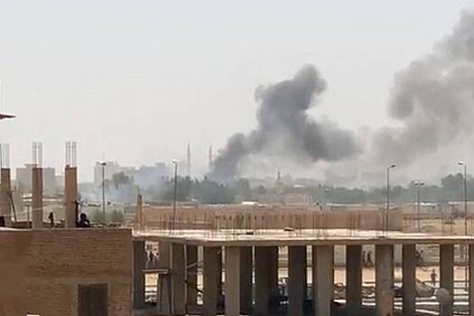 Армия Судана нанесла авиаудары по базам спецназа в Хартуме