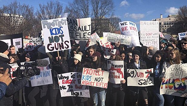 В Нью-Йорке около 150 тысяч человек вышли на марш против оружия