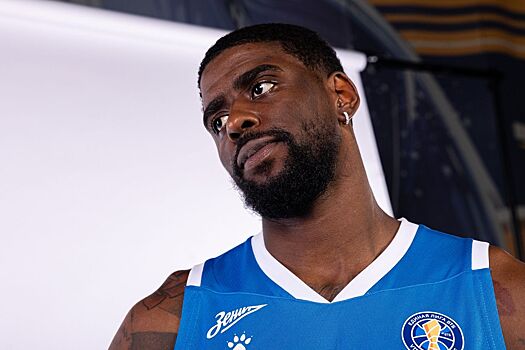 Форвард «Зенита» Дуэйн Бэйкон рассказал о своём увлечении музыкой