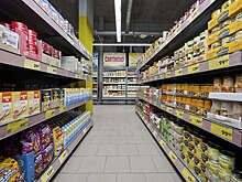 "Газета.Ru" выяснила, можно ли накрыть новогодний стол за 2990 рублей