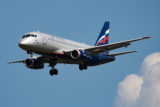 Авиаэксперт рассказал о безопасности Sukhoi Superjet 100