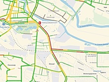 На перекрёстке ул. Дзержинского и проезда Дзержинского образовалась пробка из-за неработающего светофора