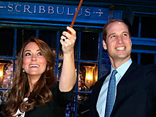 От прошлого к будущему: Кейт Миддлтон вернулась на студию «Гарри Поттера»