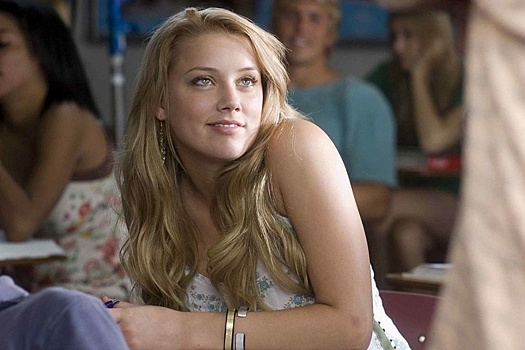 Бывшая жена Джонни Деппа Эмбер Херд родила двойню